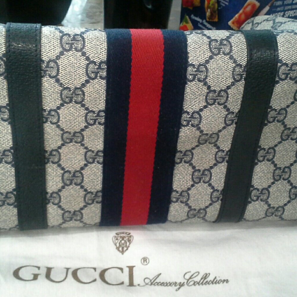 Vintage Gucci doctors bag - Picture 2 of 8